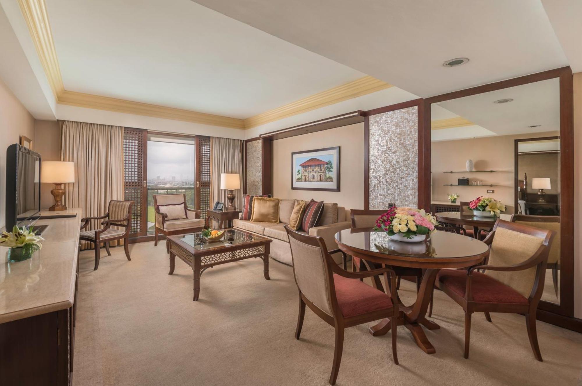 Sunrise Suite
