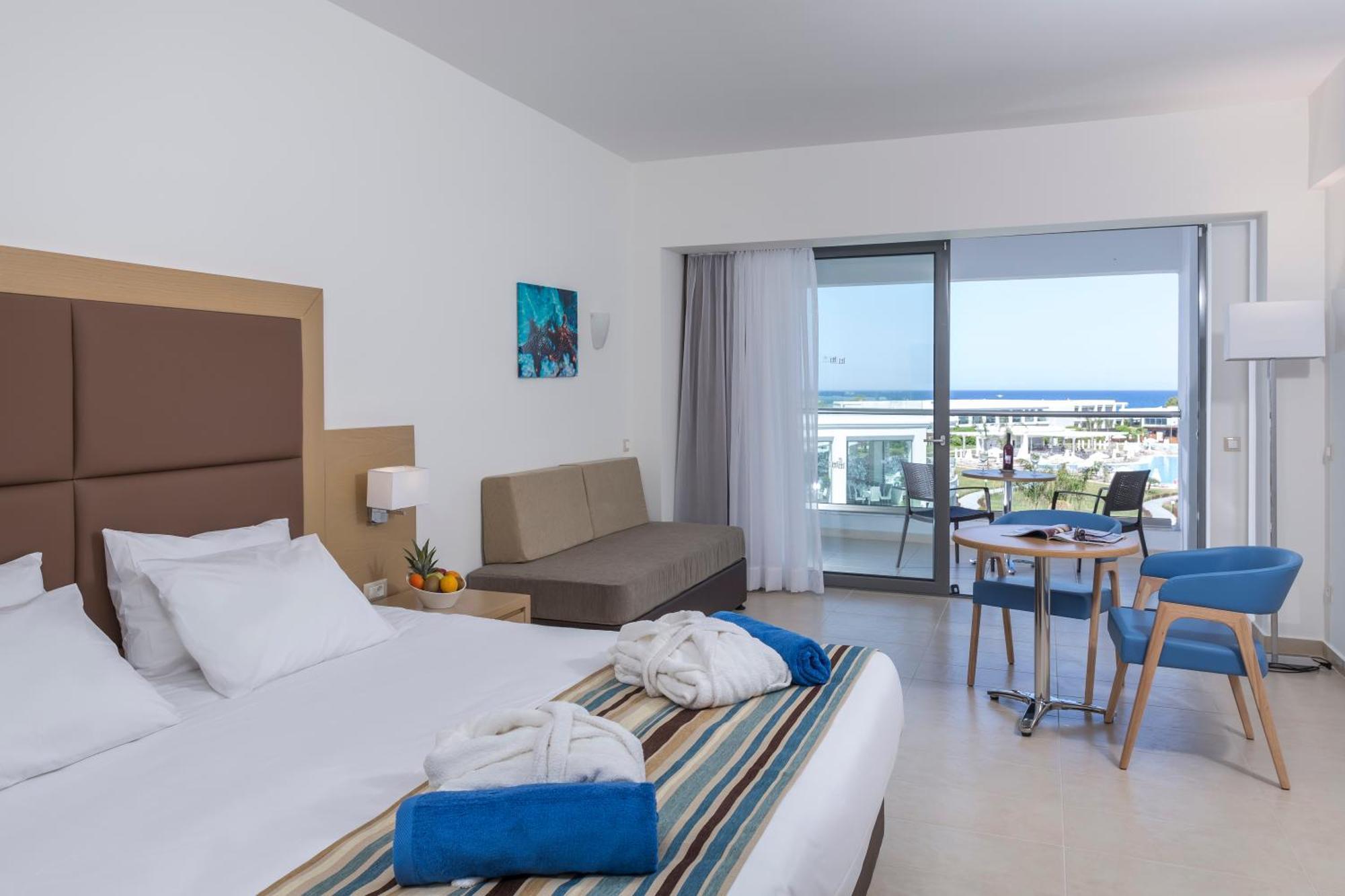 Double or Twin Room with Sea View,1214186557:JPEG