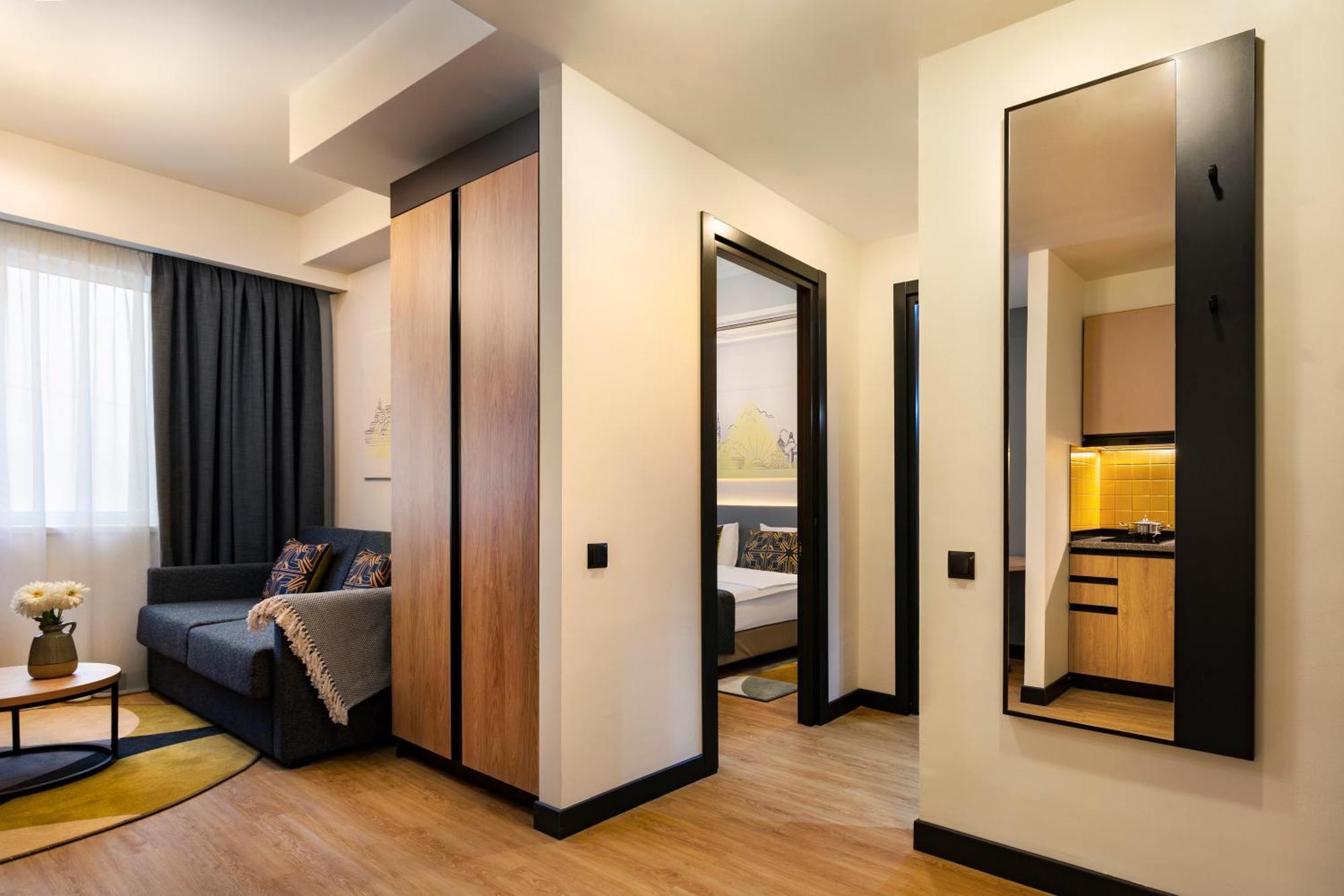 One-Bedroom Apartment