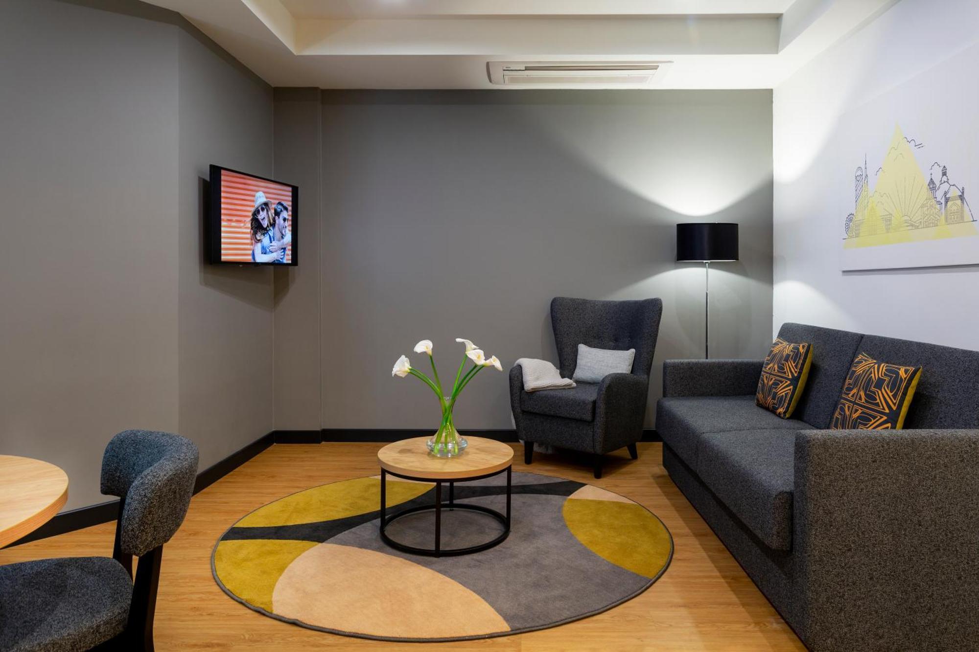 One-Bedroom Apartment Executive