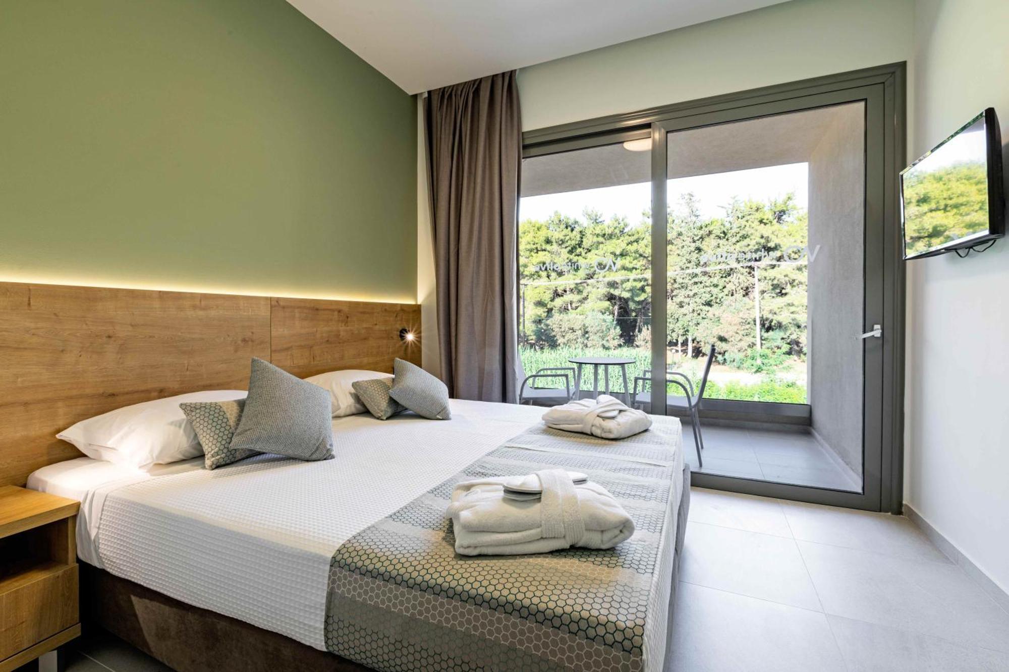 Double Room with Land View,1214797084:JPEG