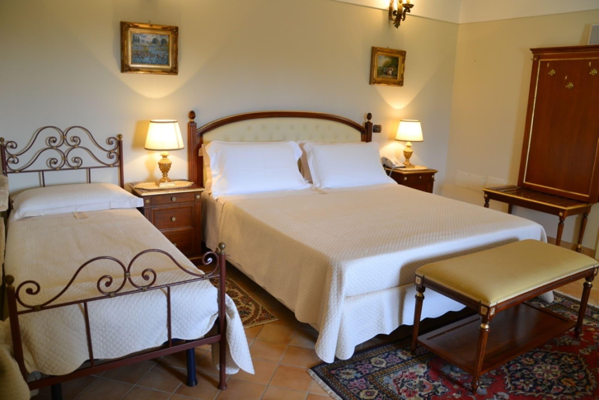 Classic Double Room