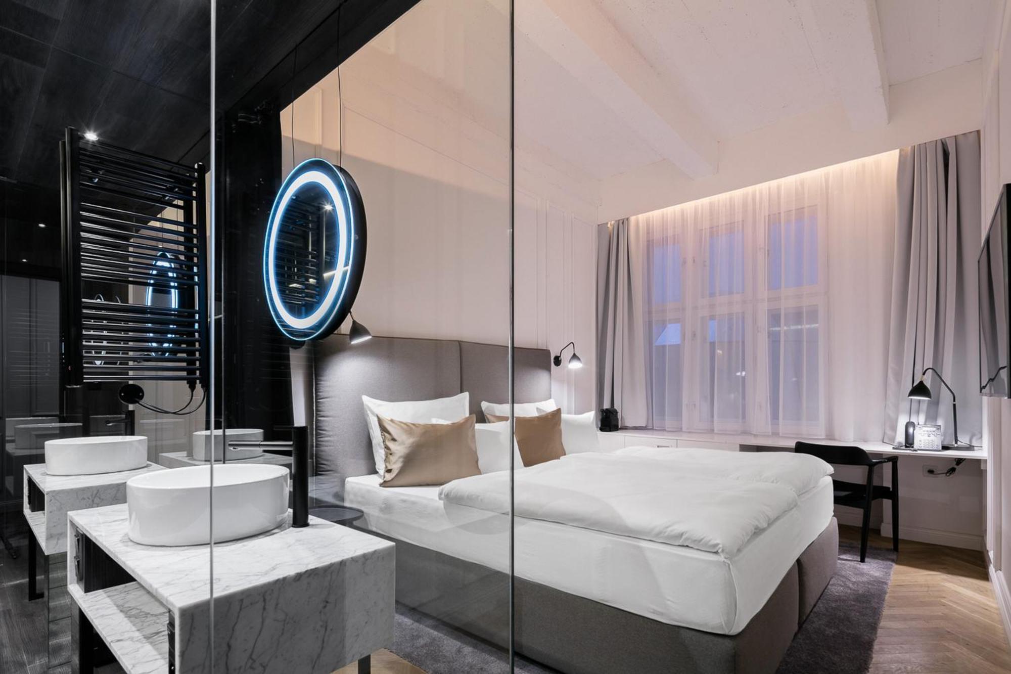 Superior Double or Twin Room with Spa Bath,1216413577:JPEG
