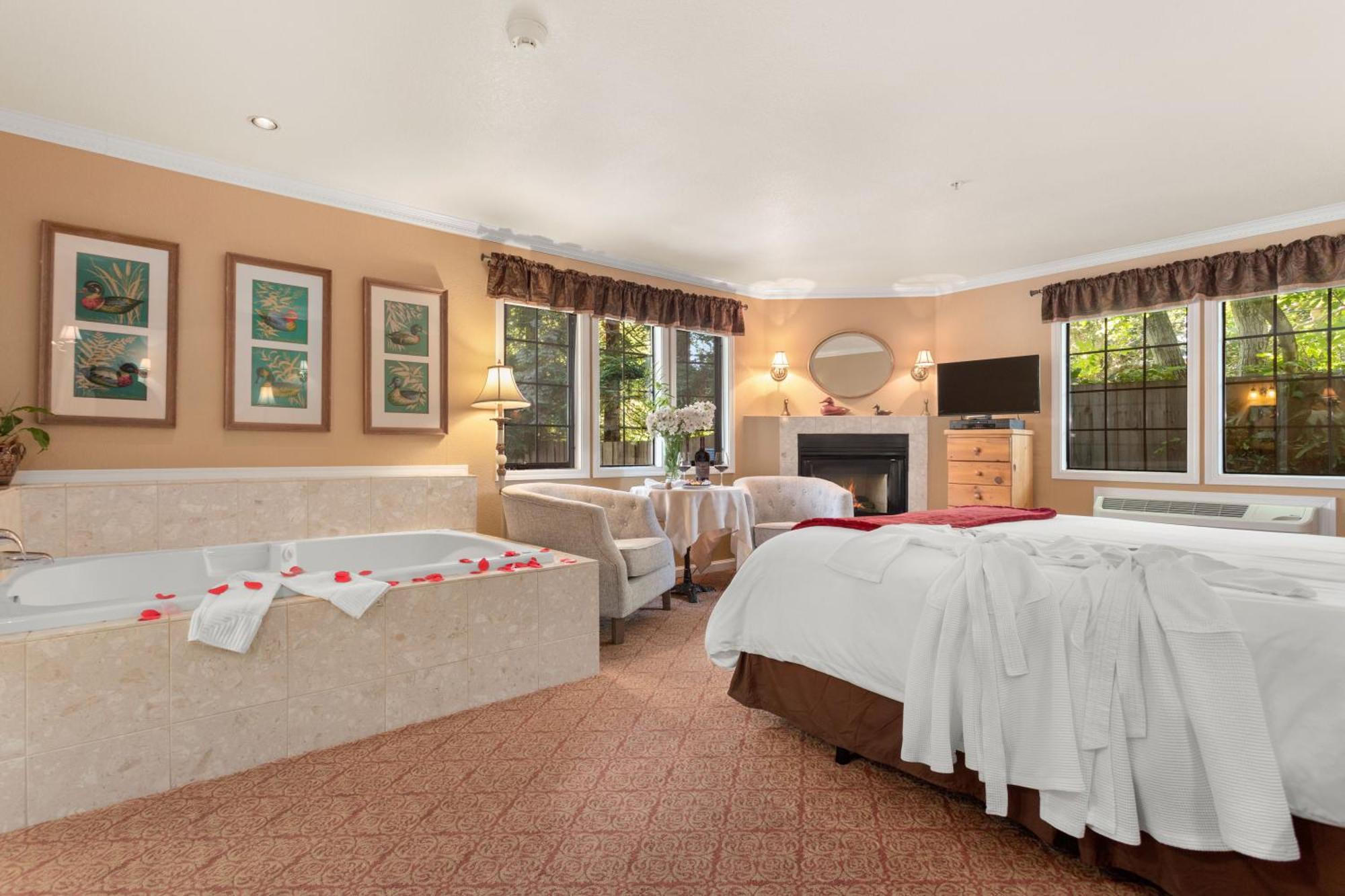 King Room Spa Bath
