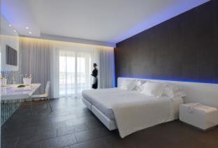 Double or Twin Room Balcony