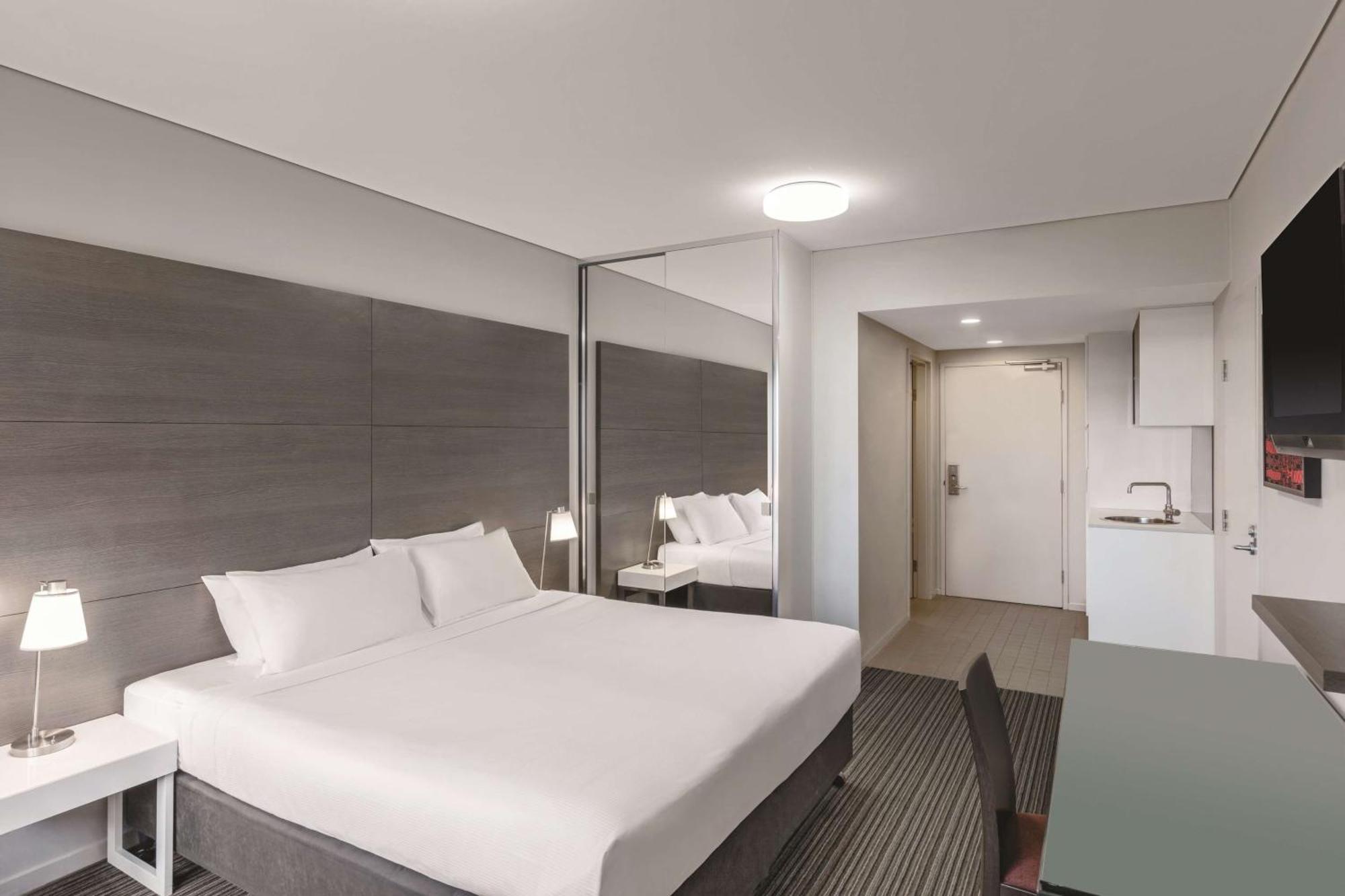 One-Bedroom Apartment,1300138276:JPEG