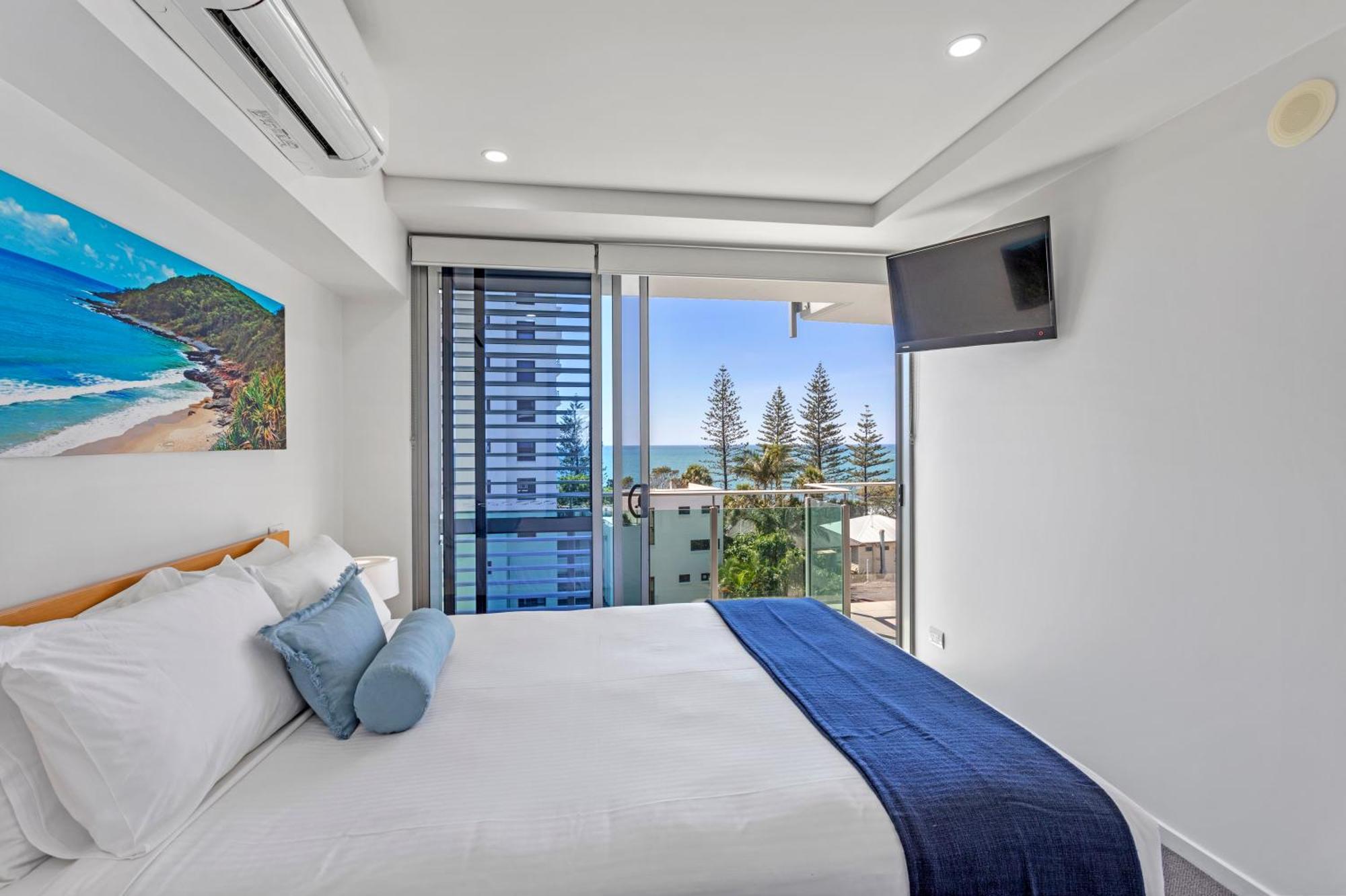 Two-Bedroom Apartment Ocean View