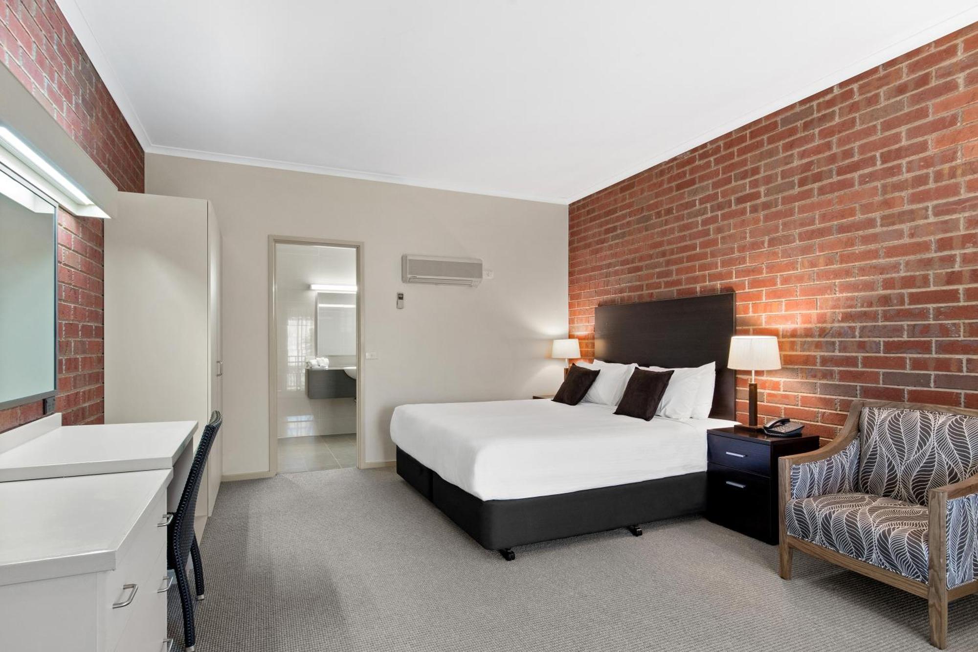 Executive King Room