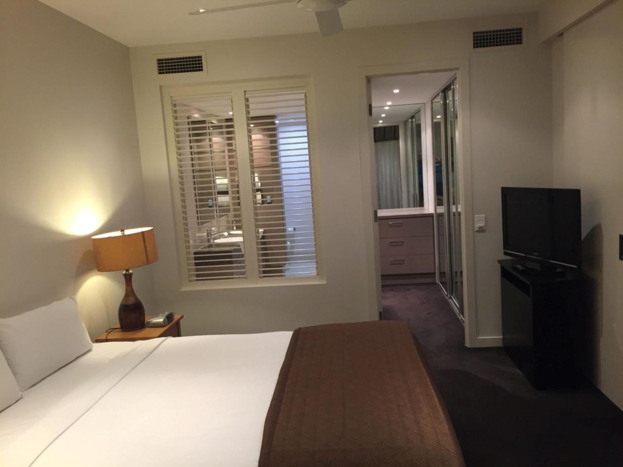 Two-Bedroom Apartment King Double Bed
