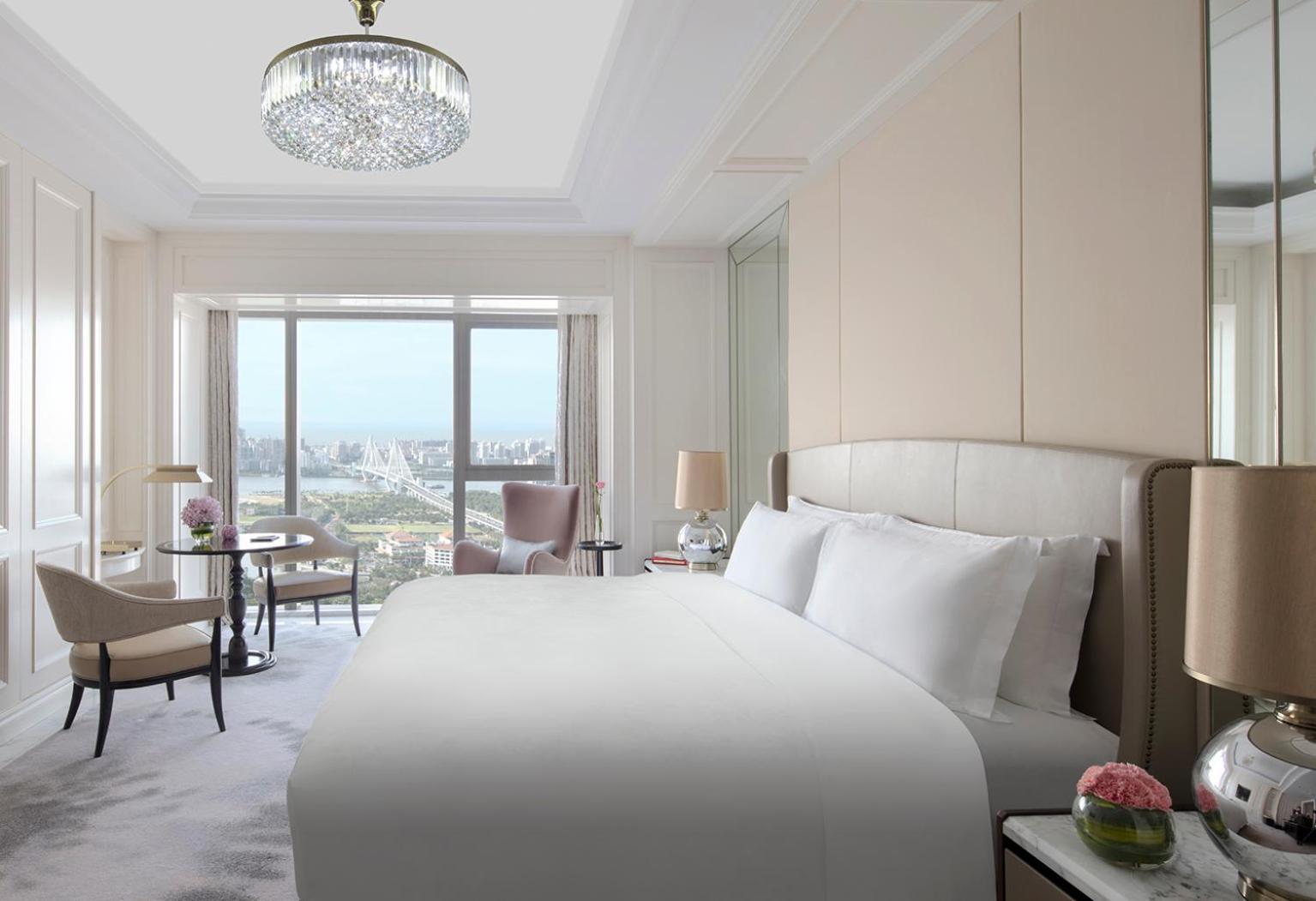 Deluxe Ocean View King