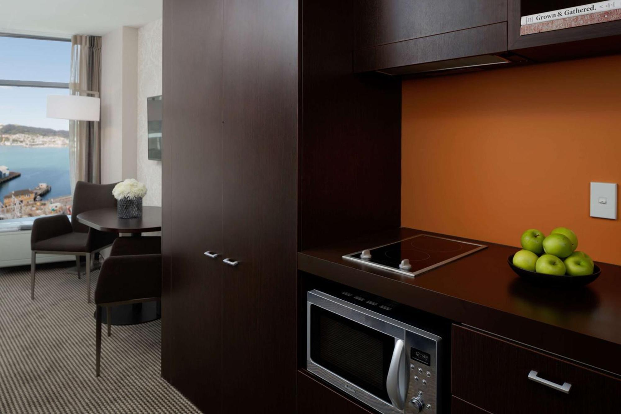 Deluxe Double or Twin Room with Harbour View,1341420992:JPEG