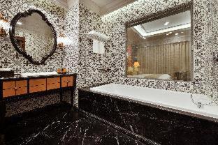 Balcony Executive Suite,1499385331:JPEG