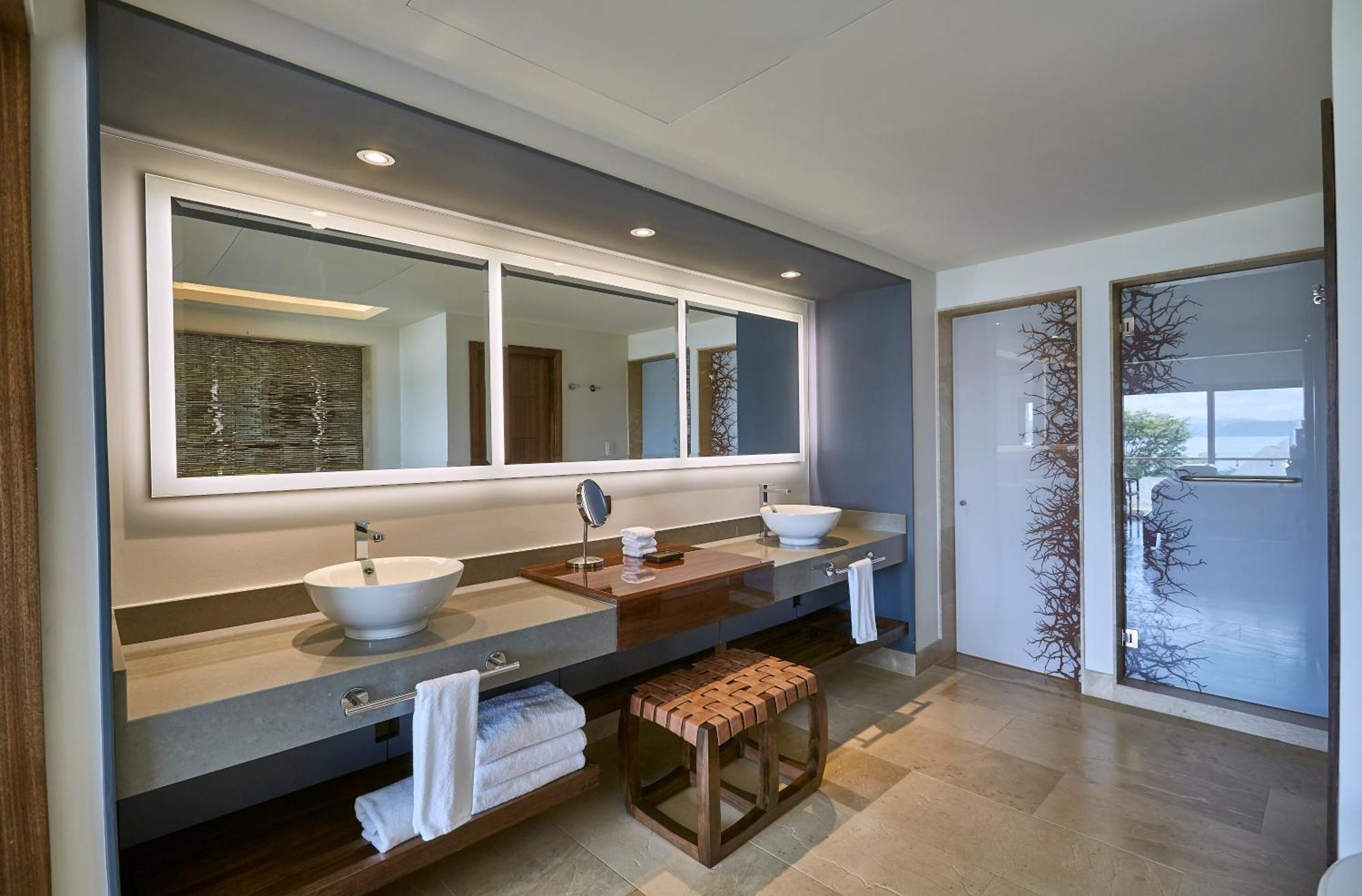 STAR Class Directors Suite