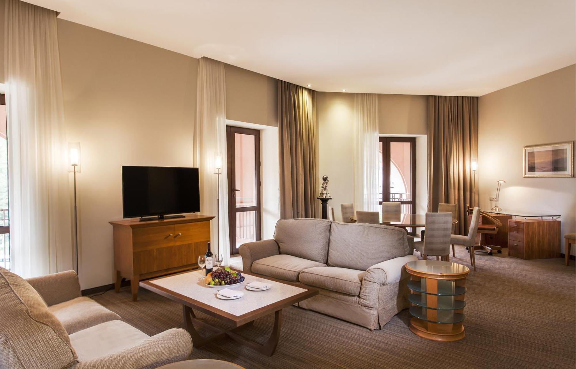 Presidential Suite,1223913214:JPEG