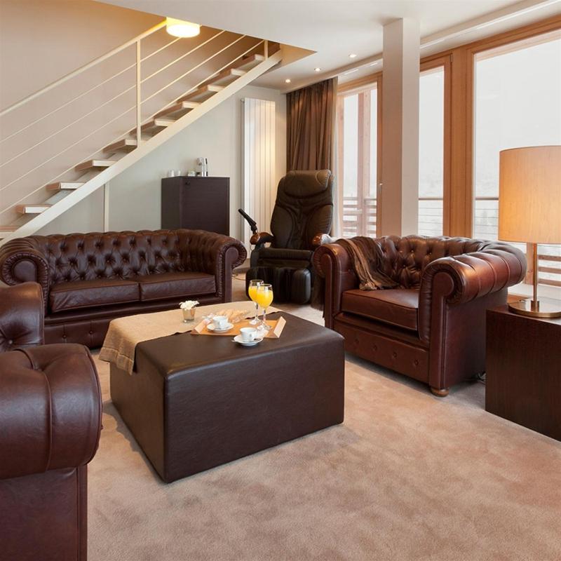 Deluxe Queen Suite