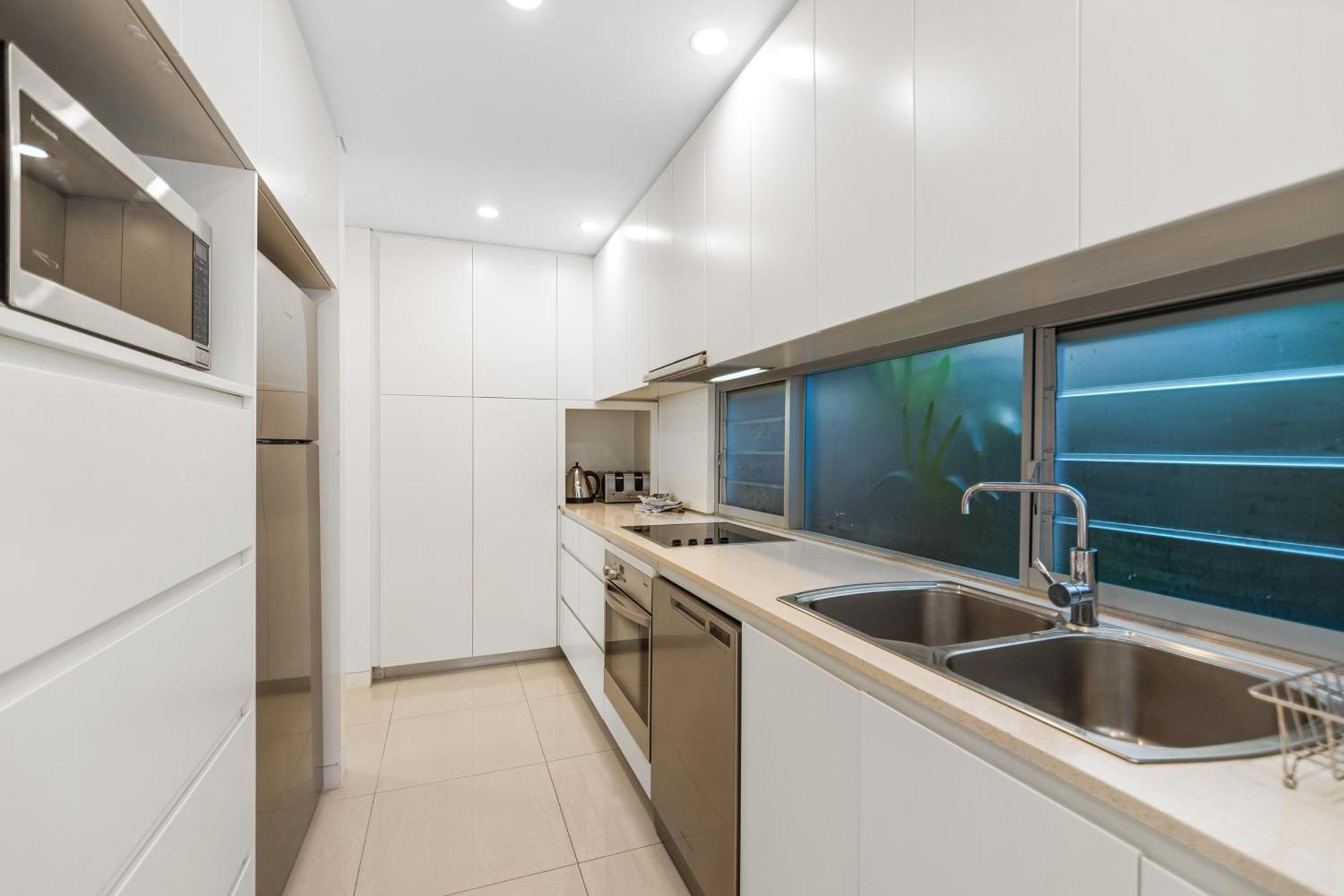 3 Bedroom Courtyard Apartment