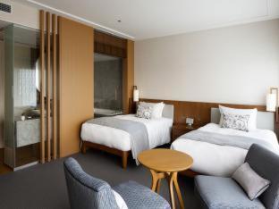 Club Floor "Premier Grand" Deluxe Twin Room Club Lounge Access Non-Smoking