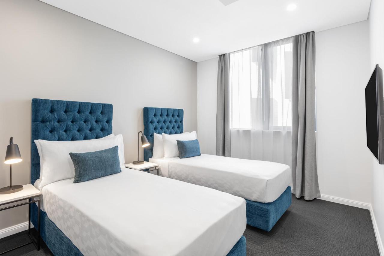One Bedroom Luxury Twin Suite