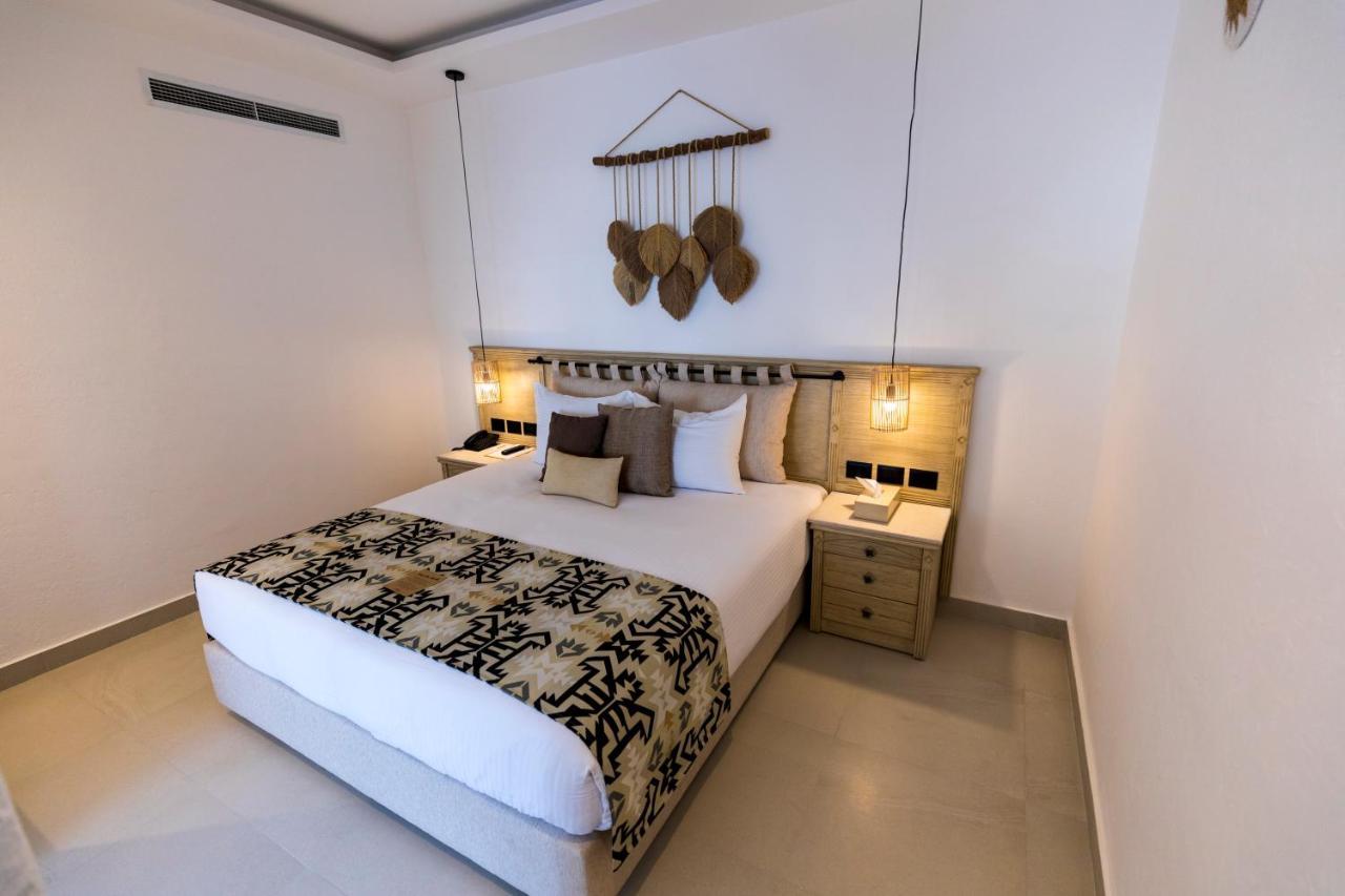 Junior Jacuzzi suite Posh Club,1234811000:JPEG