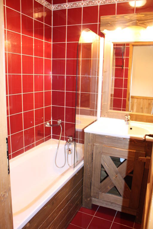 Apartment,641347992:JPEG