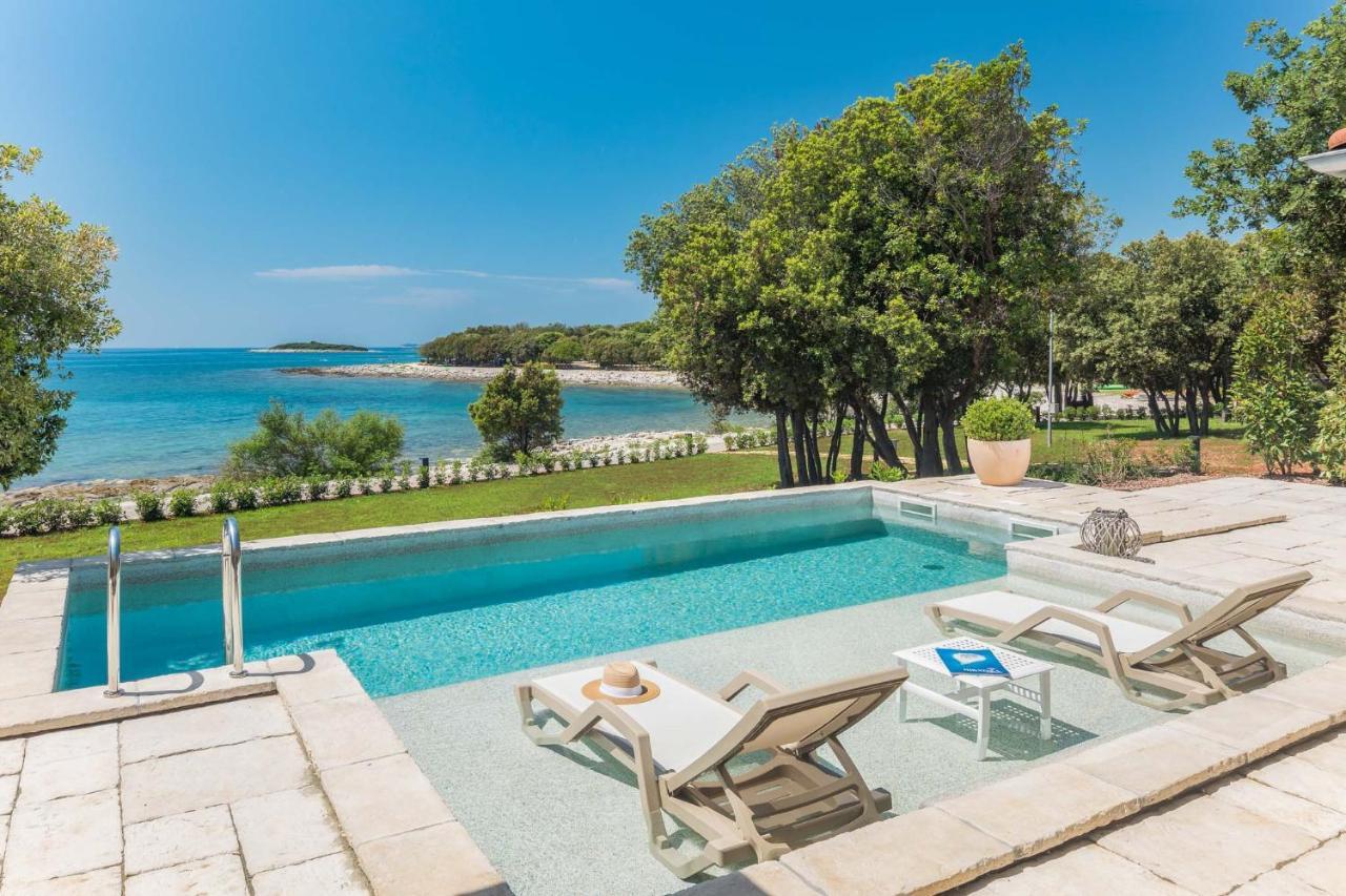 Beachfront Villa Swimming Pool Sea View