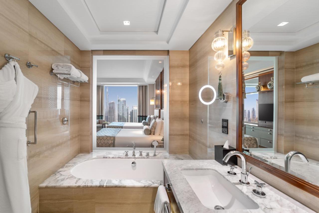 Luxury Twin Room With Burj View,1244444809:JPEG