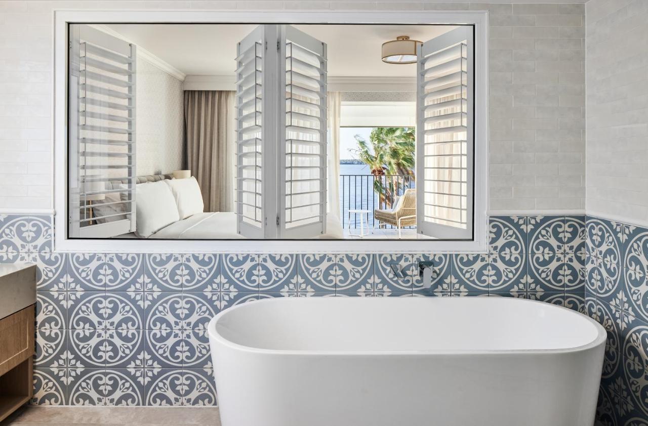Water View Deluxe King
