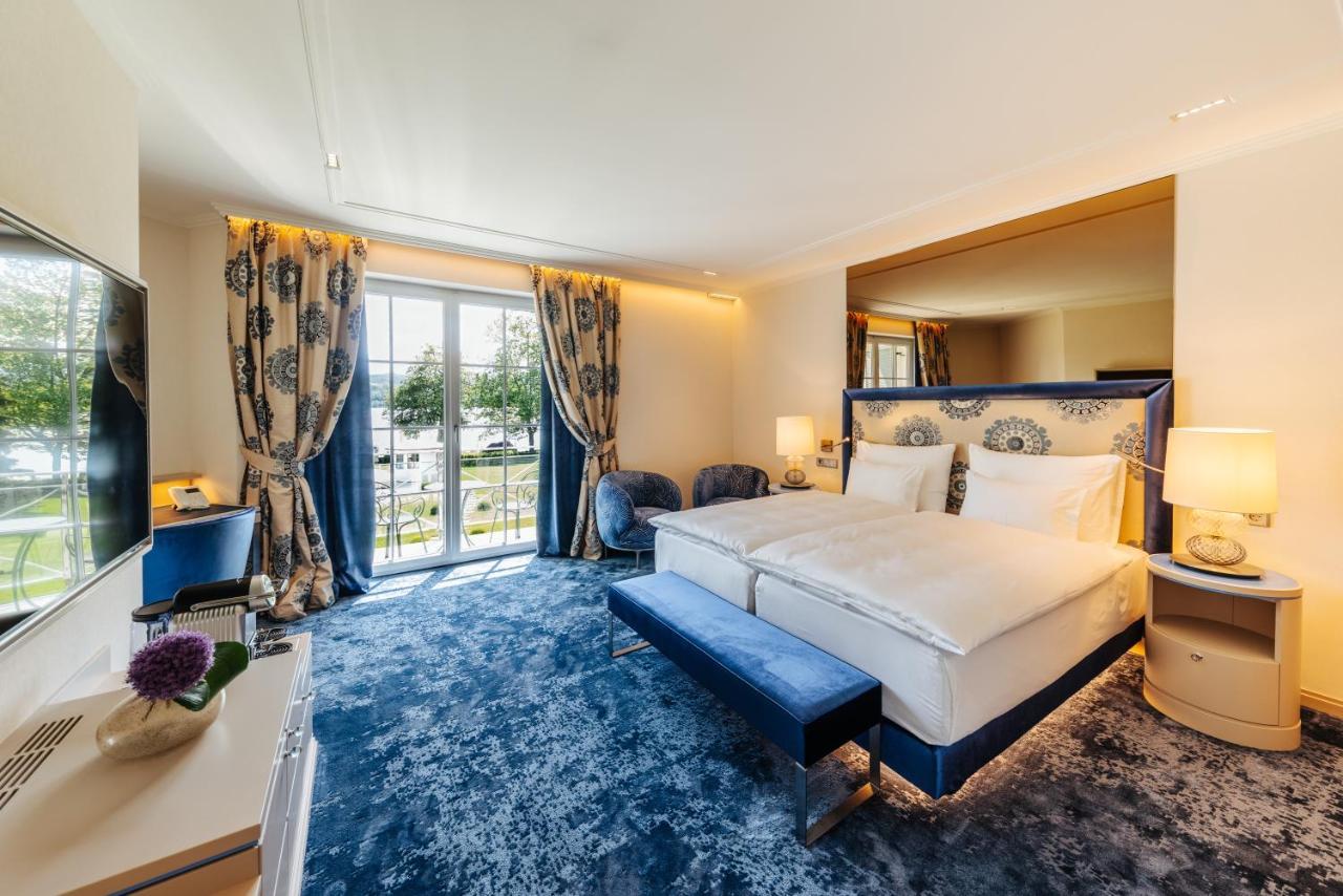 Deluxe Double Room with Balcony and lateral Lake View,1636735930:JPEG