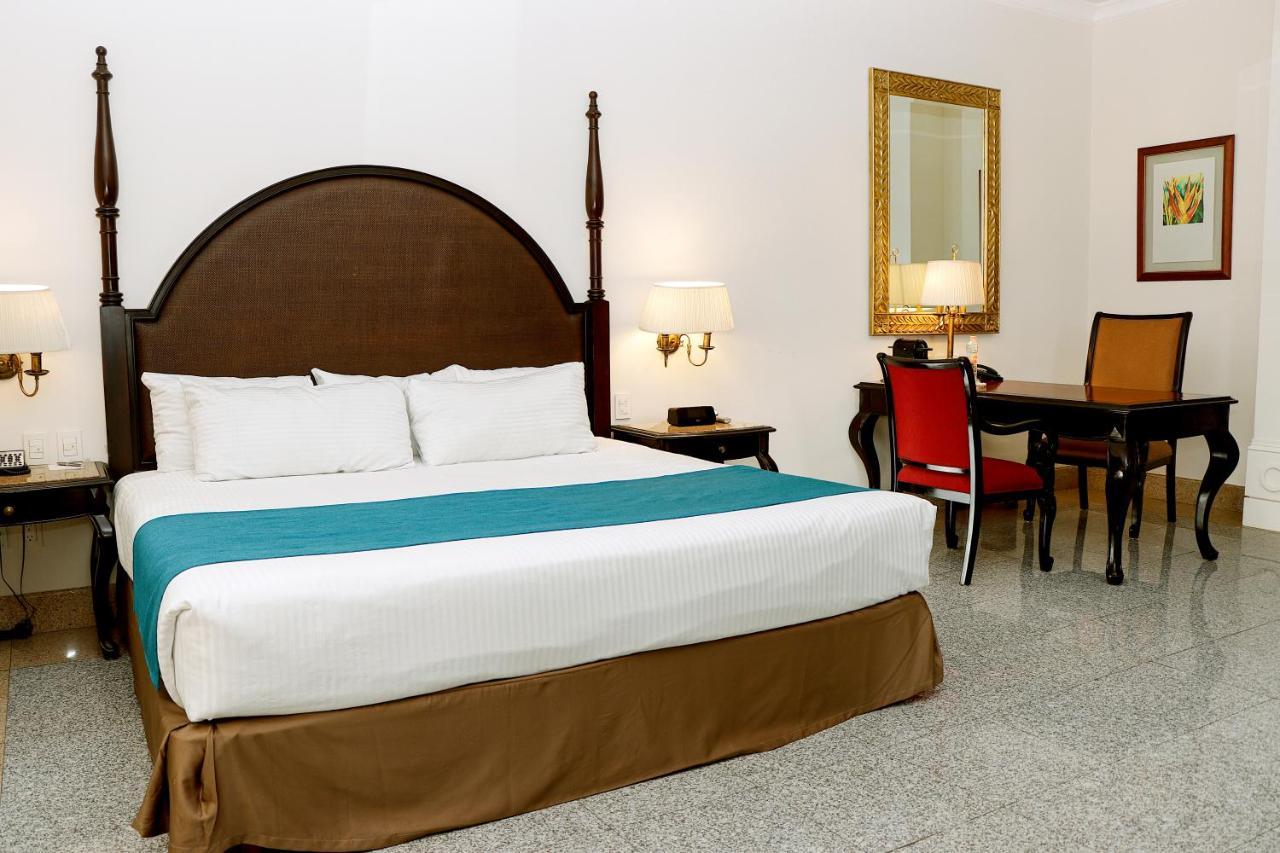 Classic Suite King Bed Non Smoking