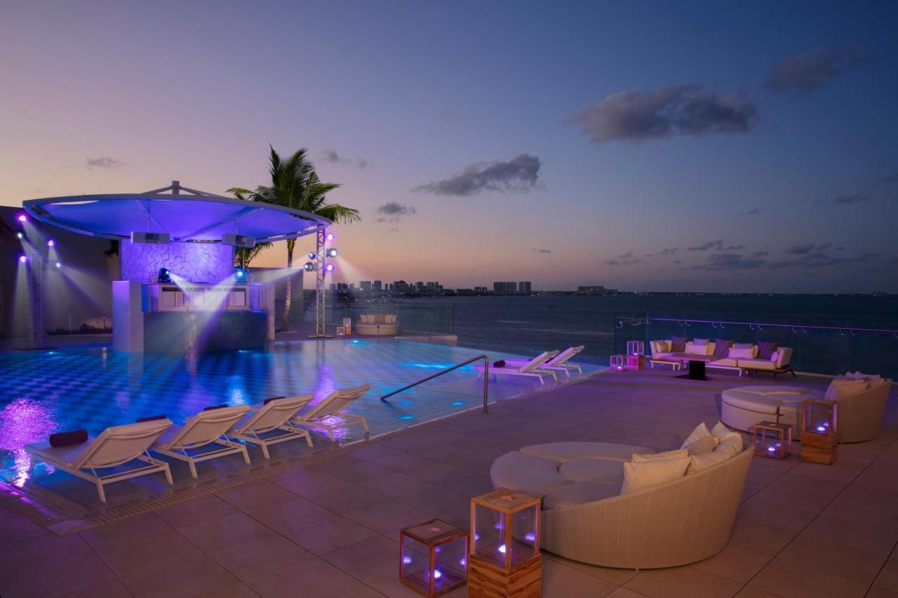 Allure Junior Suite Ocean View King