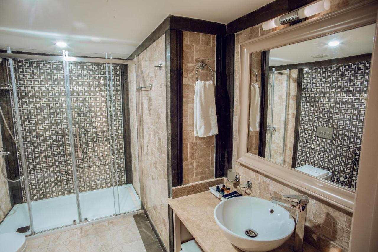 Standard Double or Twin Room,1260474382:JPEG