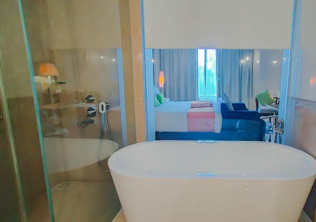Deluxe Premier Room