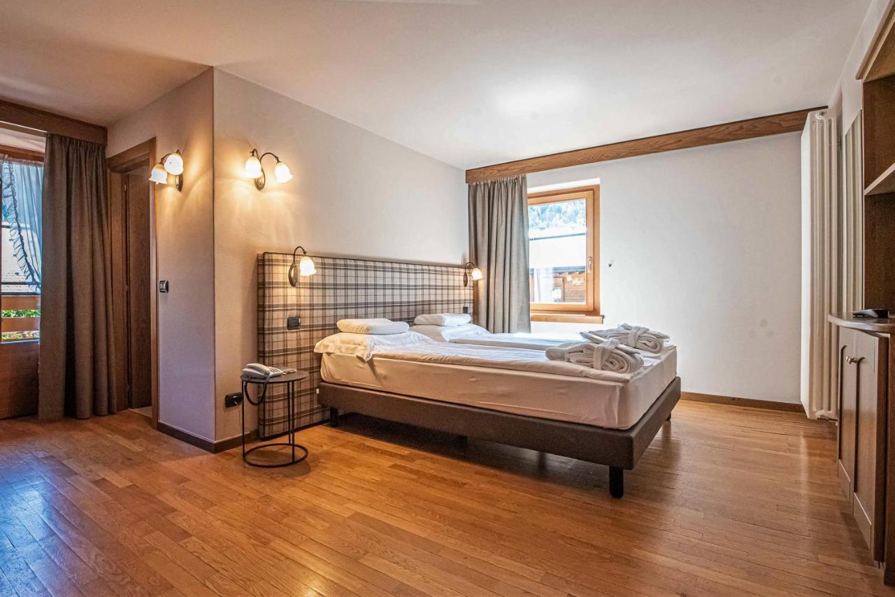 Large Double Room,1260764596:JPEG