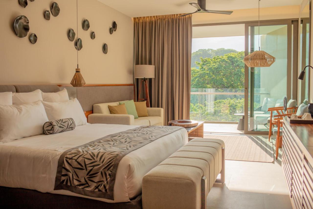 Junior Suite Tropical View King