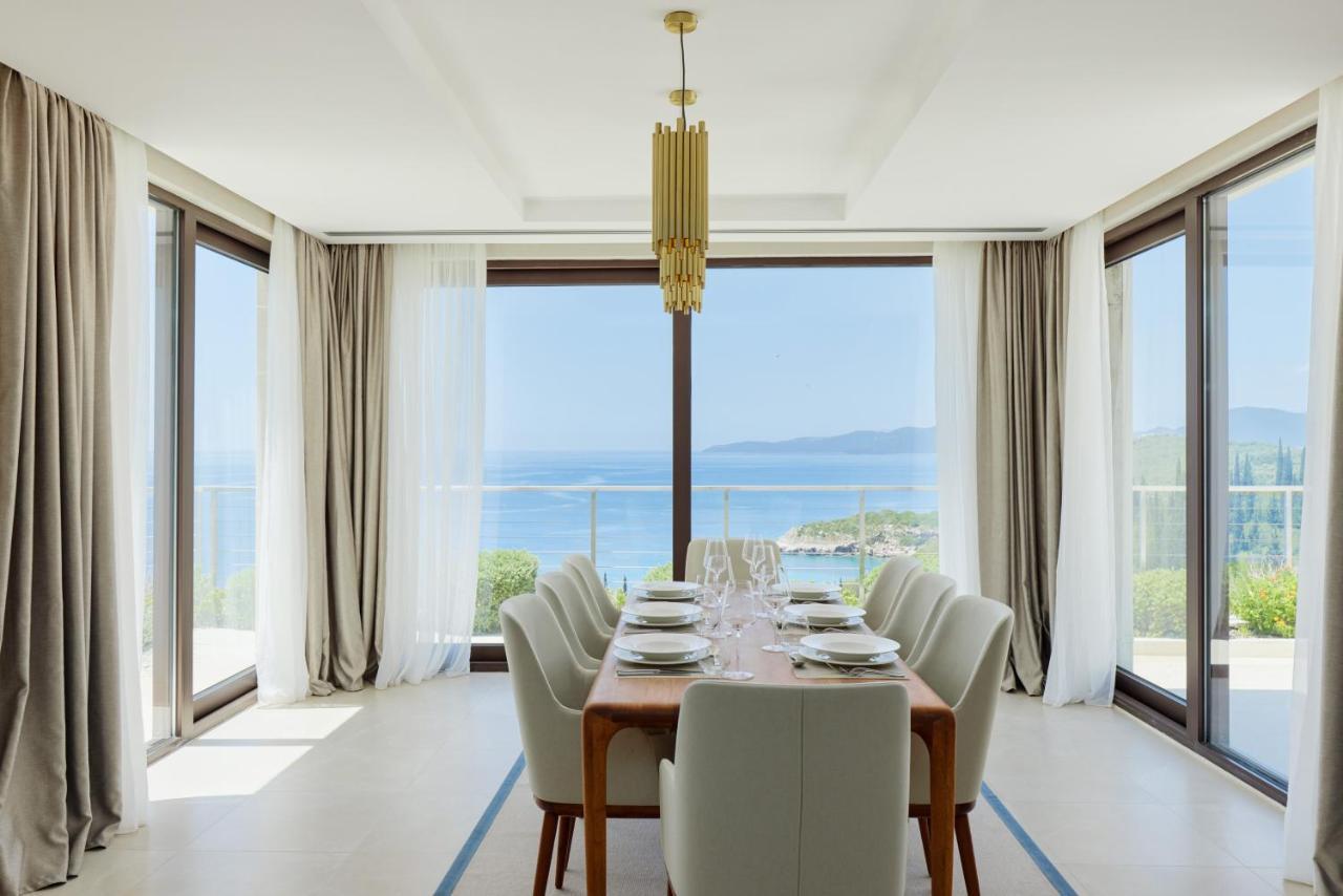 Deluxe Villa,1261789873:JPEG