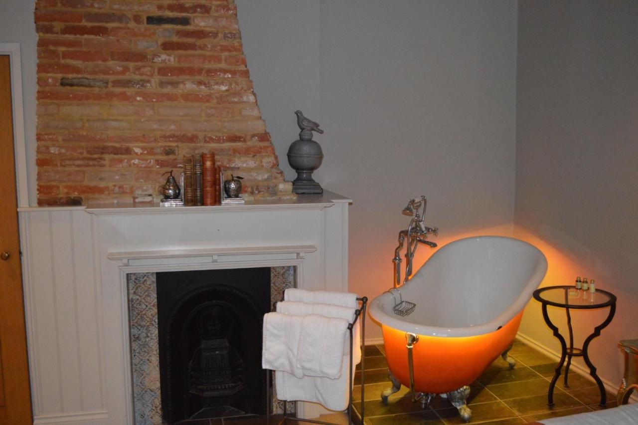 Double Room with Private Bathroom,1261984582:JPEG