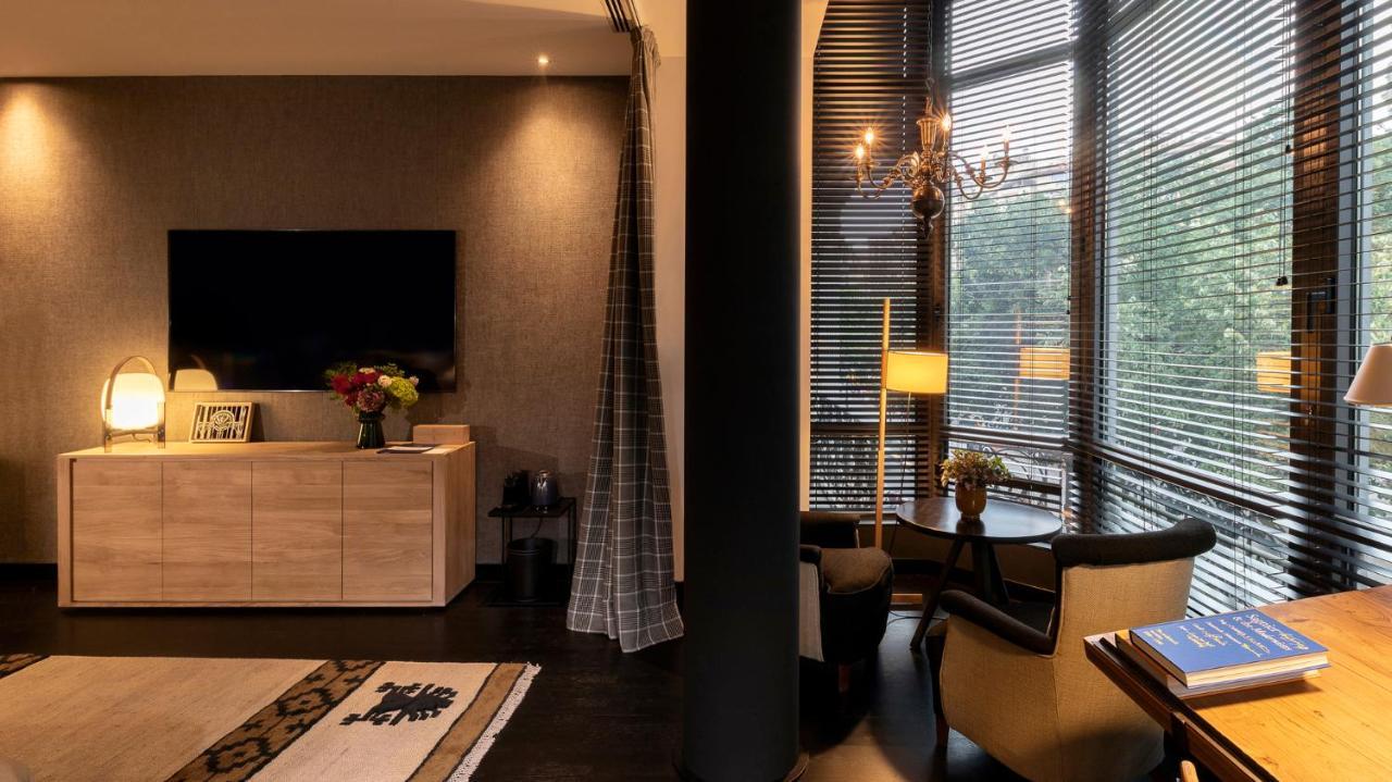 Gran Suite,1262977642:JPEG