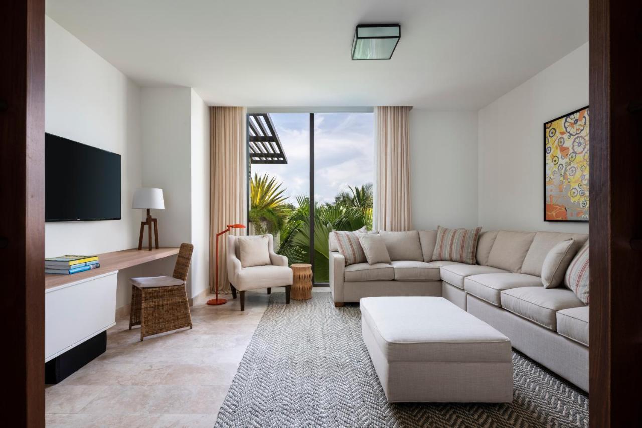 3 bedroom oceanfront penthouse residence balcony