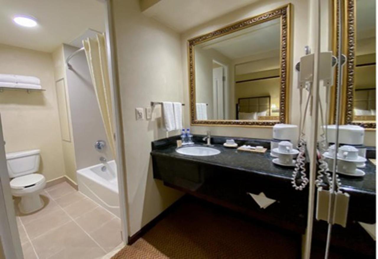 Double Room Tower 2,1271142832:JPEG