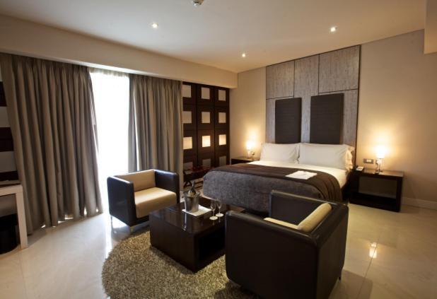 Executive King Room