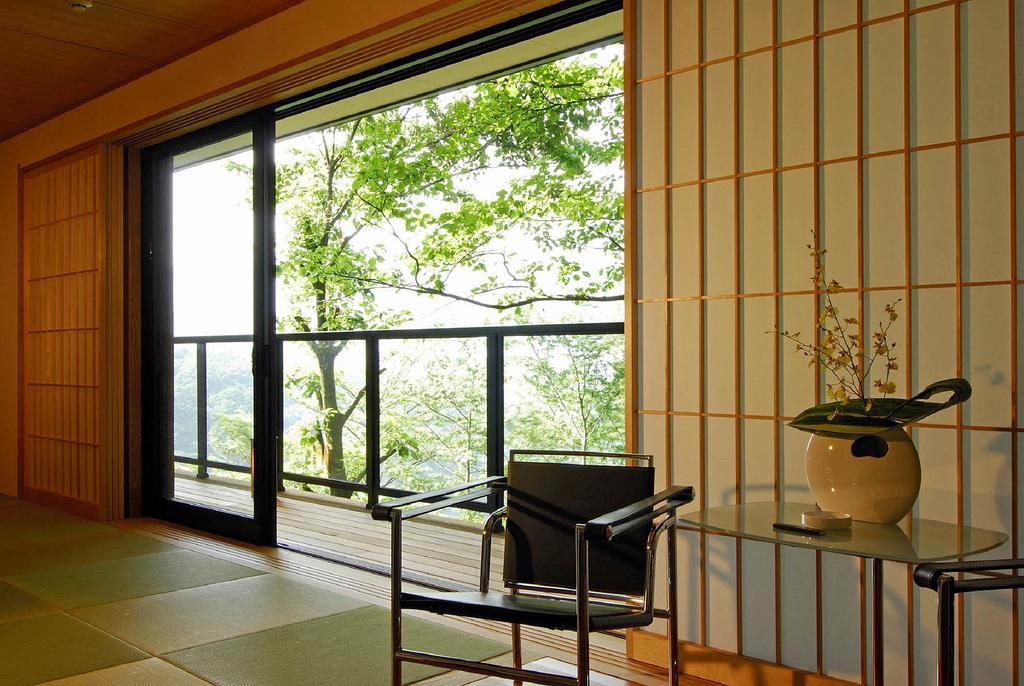Deluxe Suite with Open-Air Bath