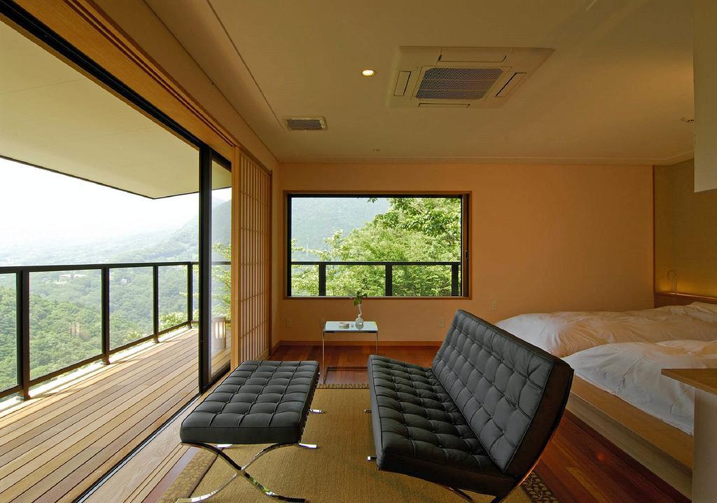 Corner Suite Private Open-Air Bath