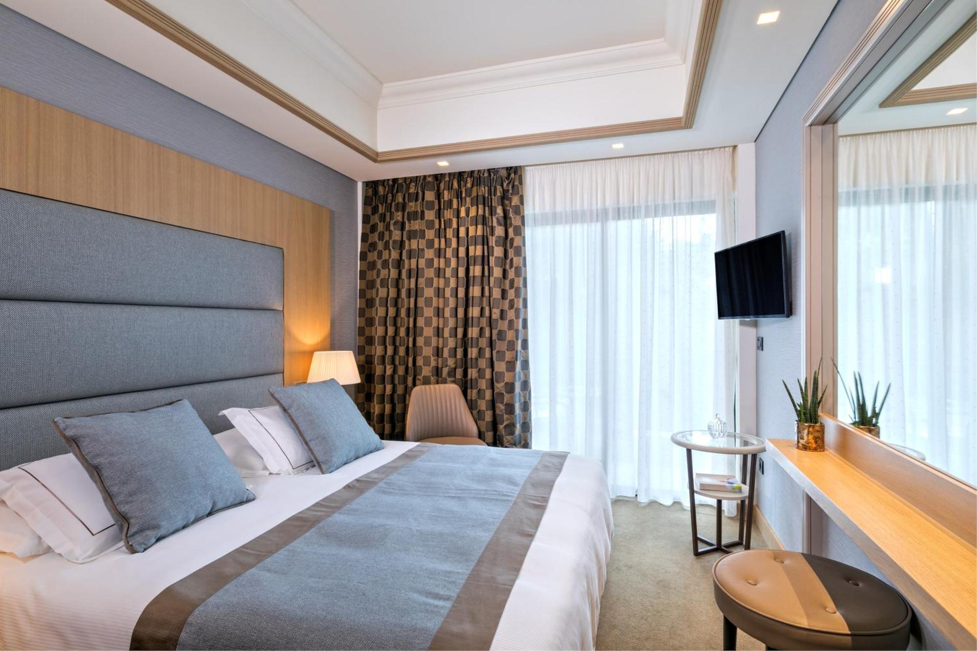 Double Room,1709886236:JPEG