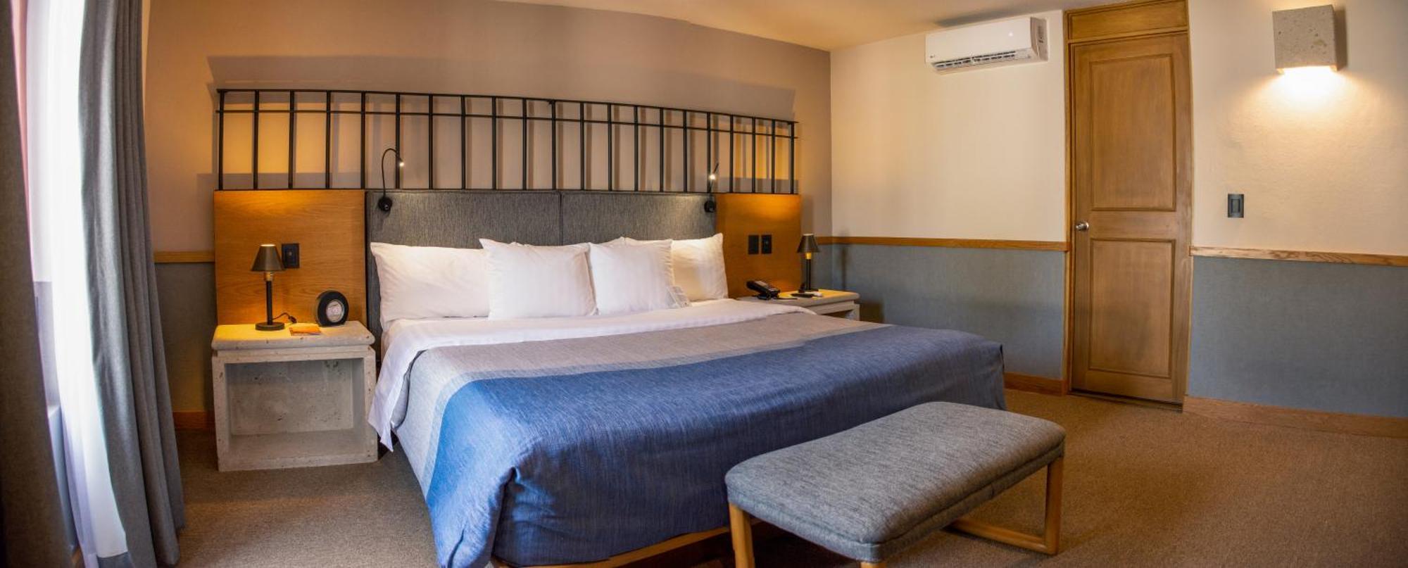 Deluxe King Room,1273672939:JPEG