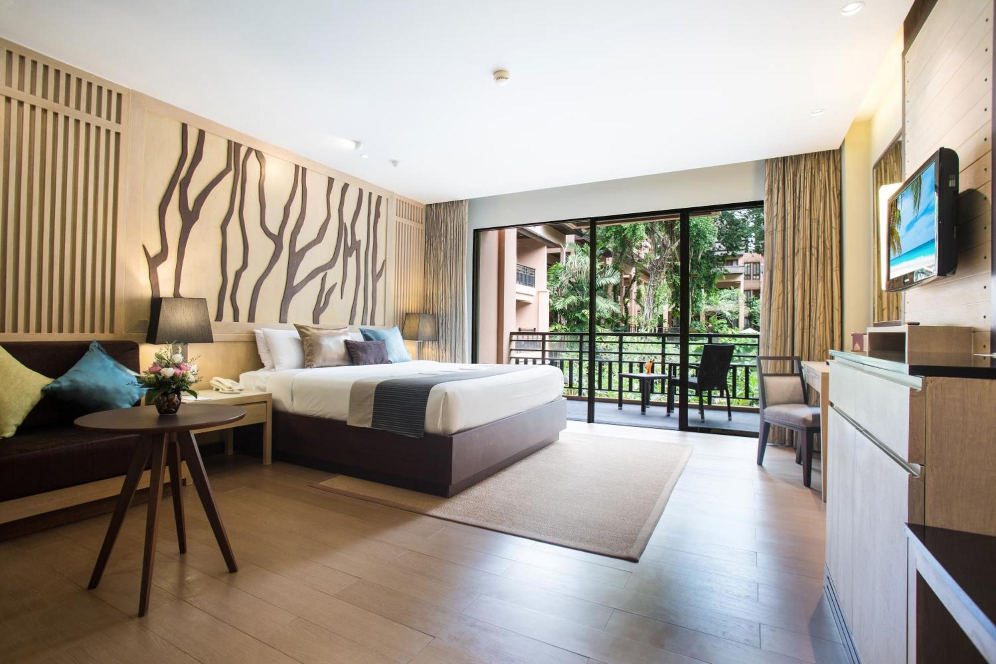 Deluxe King Room