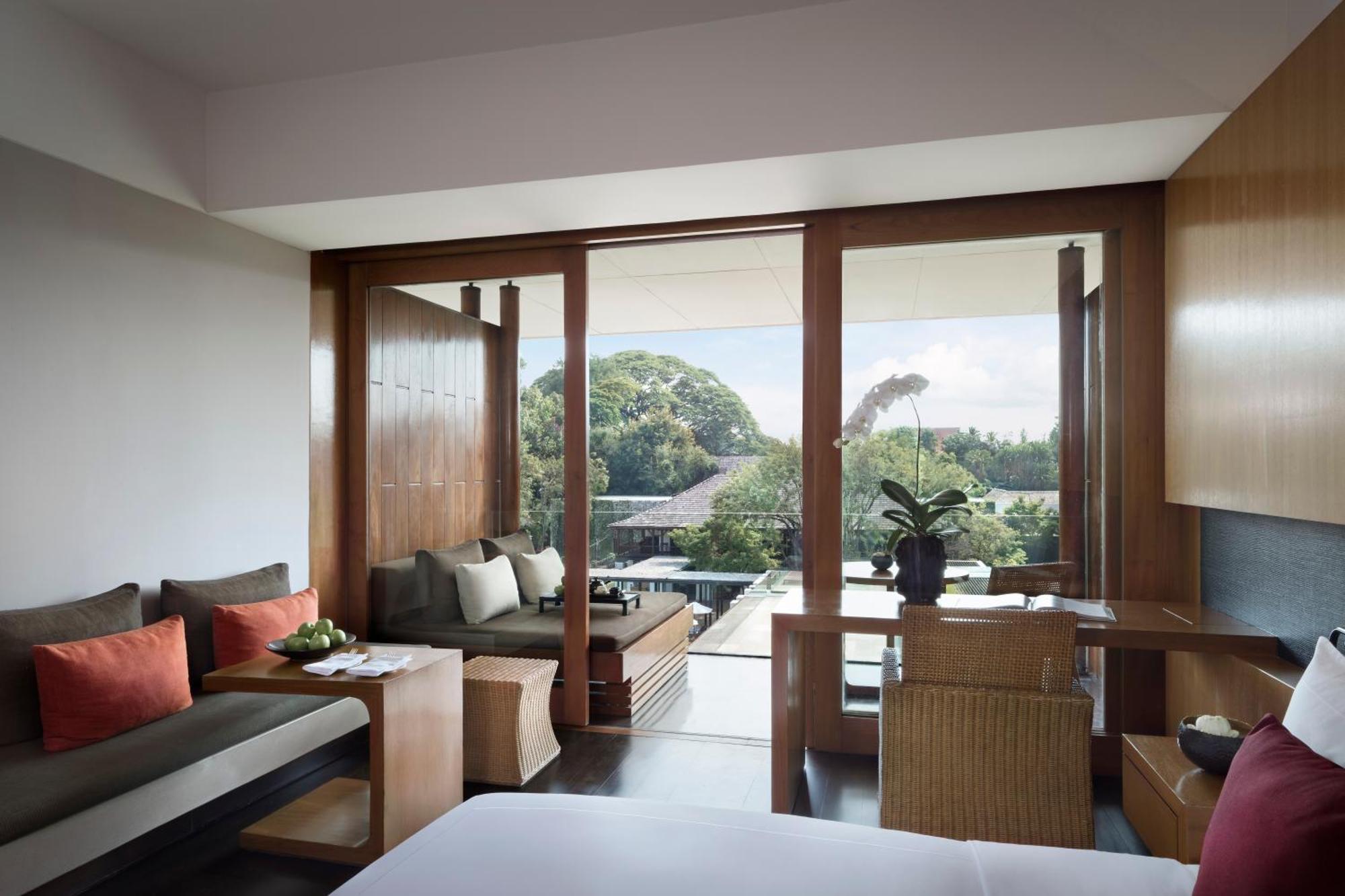 Deluxe River View Room