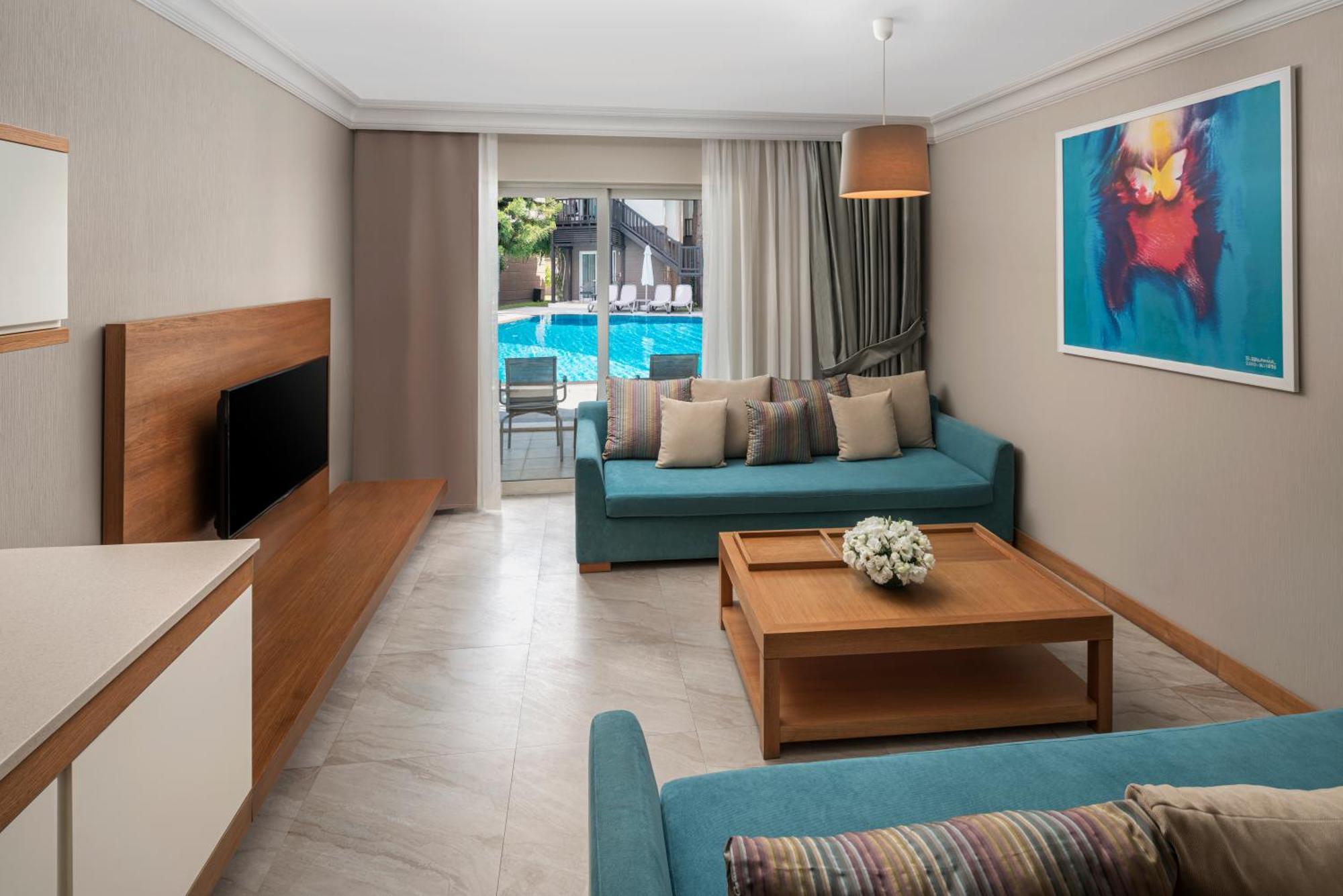 Family Suite,1274869981:JPEG