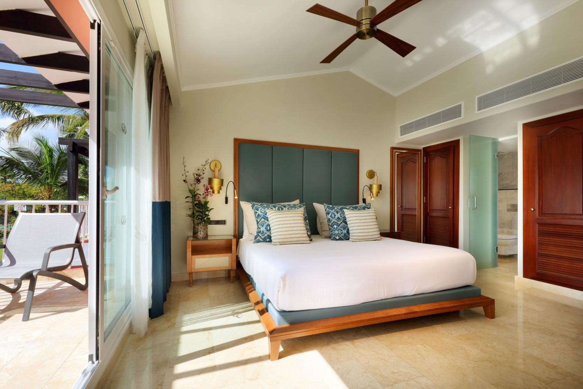 Deluxe