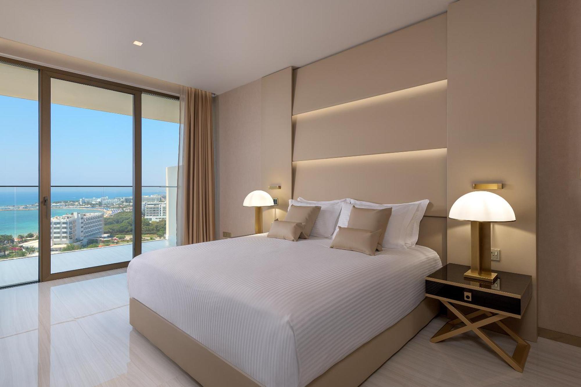 Penthouse Suite Sea View