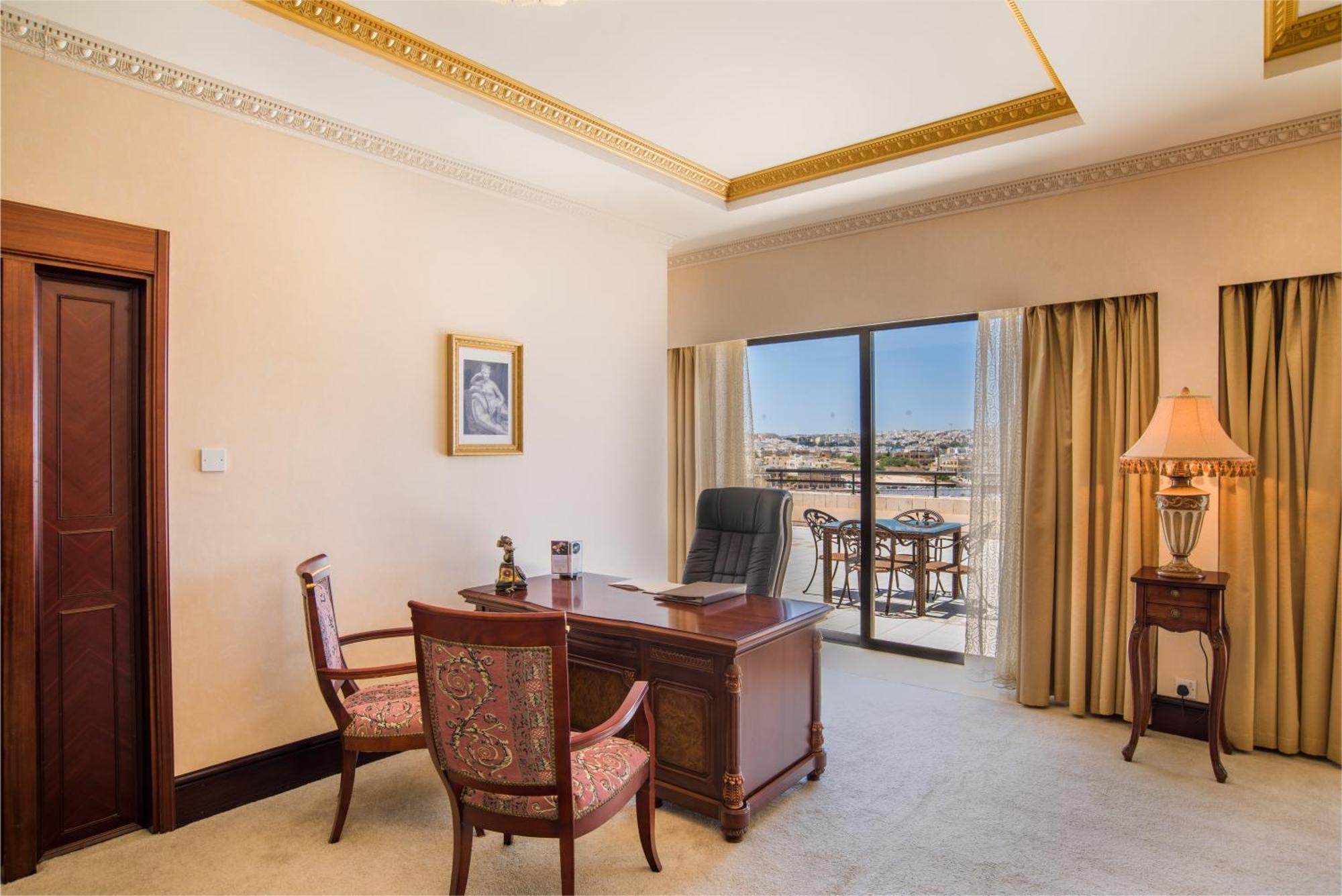 Presidential Suite with Terrace and Full Sea View,1660283423:JPEG